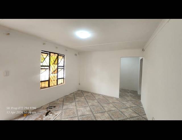 4 BEDROOM FREESTANDING FOR SALE IN ALLANDALE